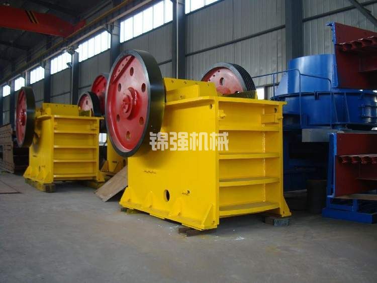 大型石子破碎機(jī)價(jià)格是多少？石子破碎機(jī)廠家推薦